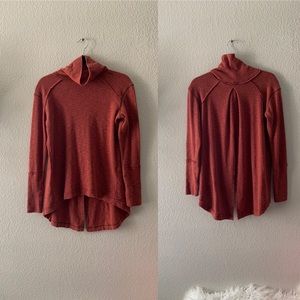 We The Free People Hi Low Mock Neck Top Size Small